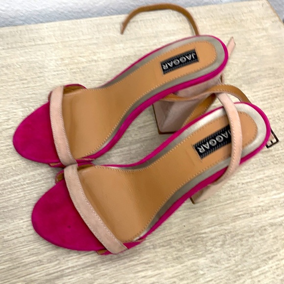JAGGAR Suede Heels - Picture 2 of 7